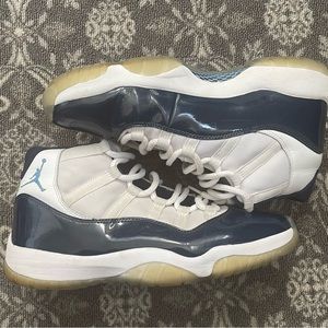 Air Jordan 11 UNC Win Like '82 Men Size 10.5
